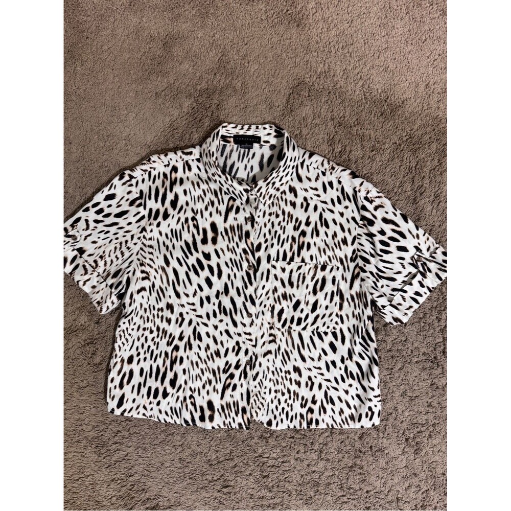 Sanctuary Animal Print Short & Boxy Button-Up Shirt Short Sleeve size XL Casual